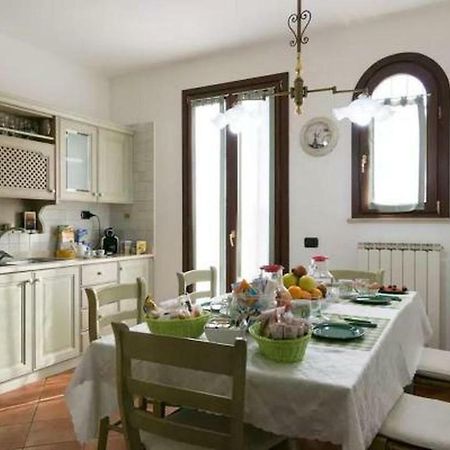 B&B Venezia Le Tre Rose เมสเตร ภายนอก รูปภาพ