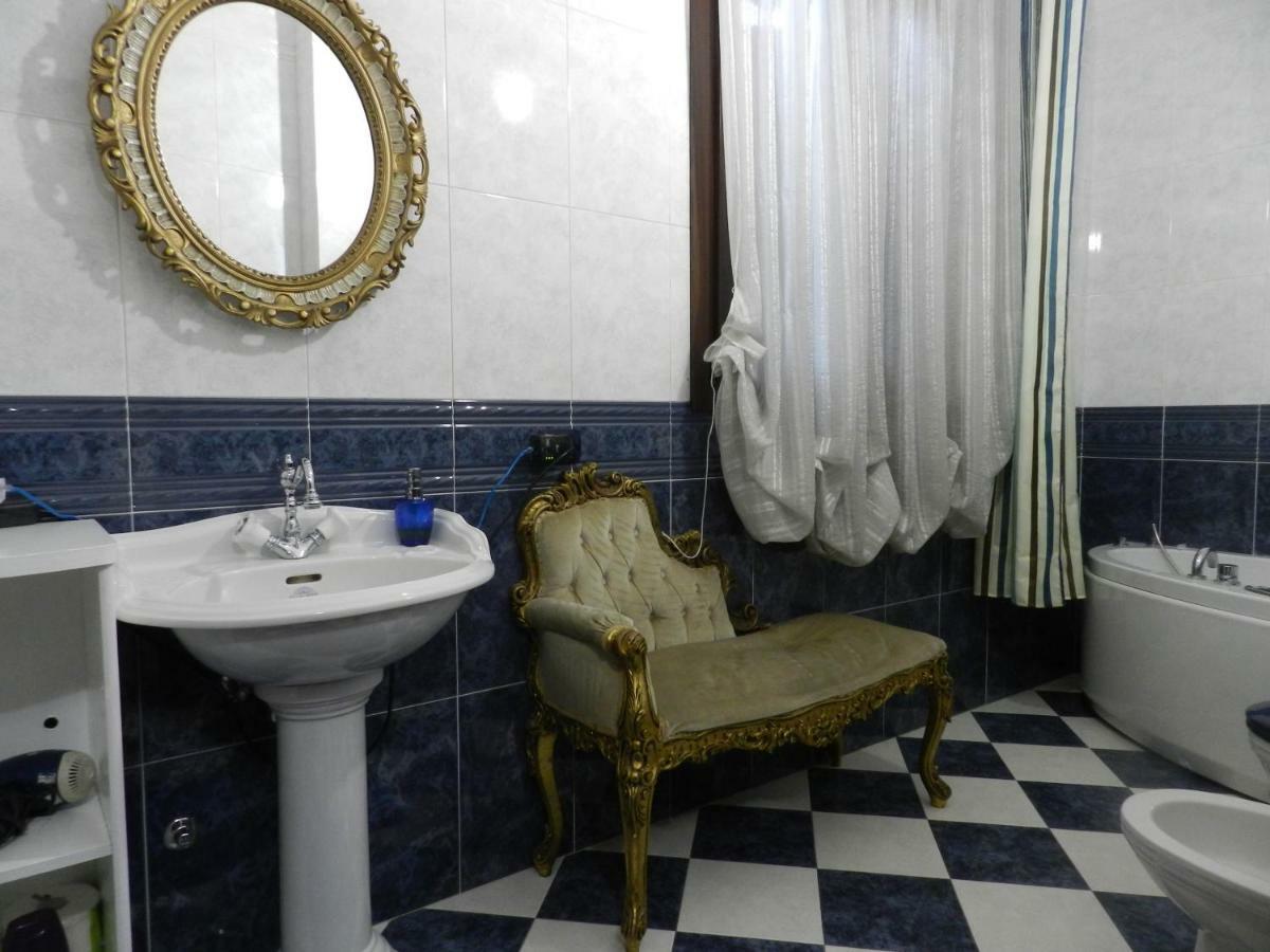 B&B Venezia Le Tre Rose เมสเตร ภายนอก รูปภาพ
