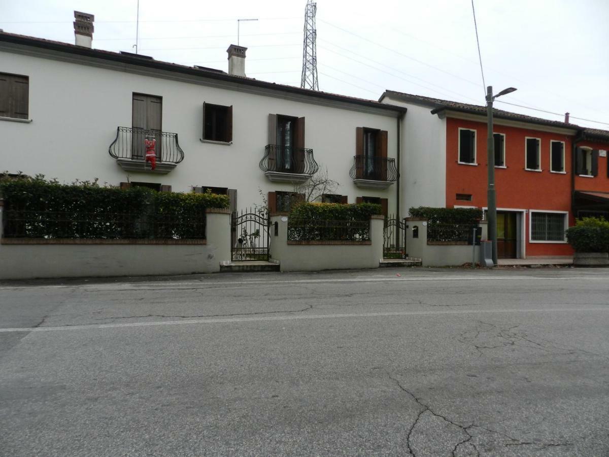 B&B Venezia Le Tre Rose เมสเตร ภายนอก รูปภาพ