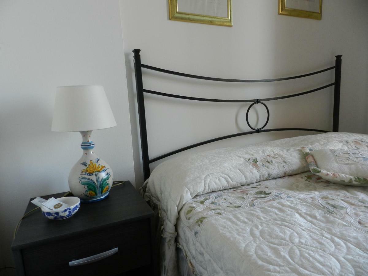 B&B Venezia Le Tre Rose เมสเตร ภายนอก รูปภาพ