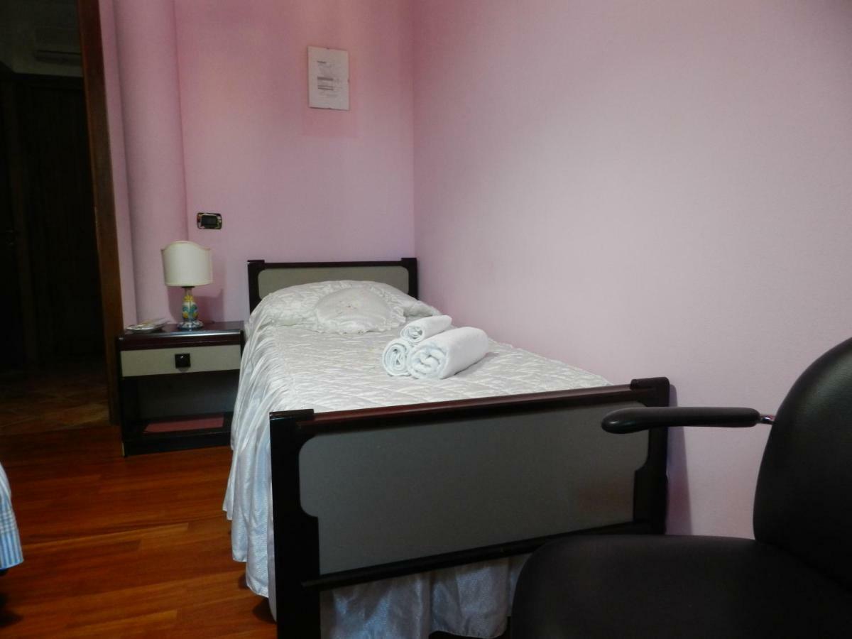 B&B Venezia Le Tre Rose เมสเตร ภายนอก รูปภาพ